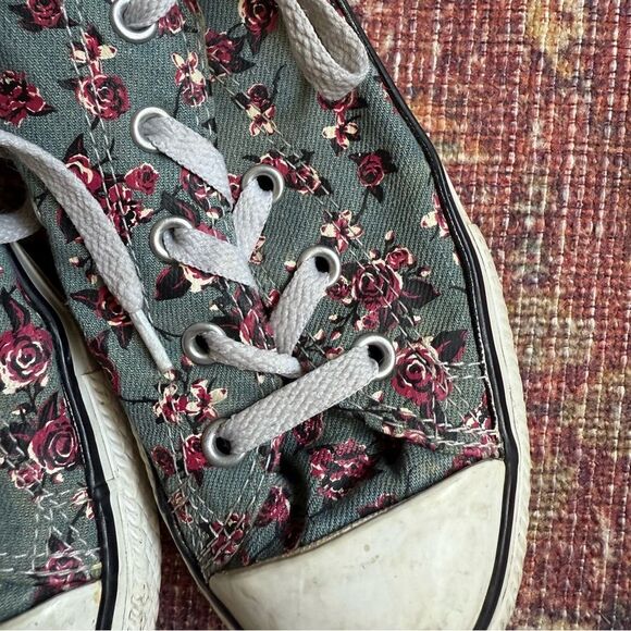 Converse Floral Rosette Grey Canvas Kids Shoes size 3 - Picture 2 of 8
